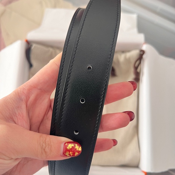 NIB Authentic Hermes Constance H Leather belt , gold color - Picture 3 of 3